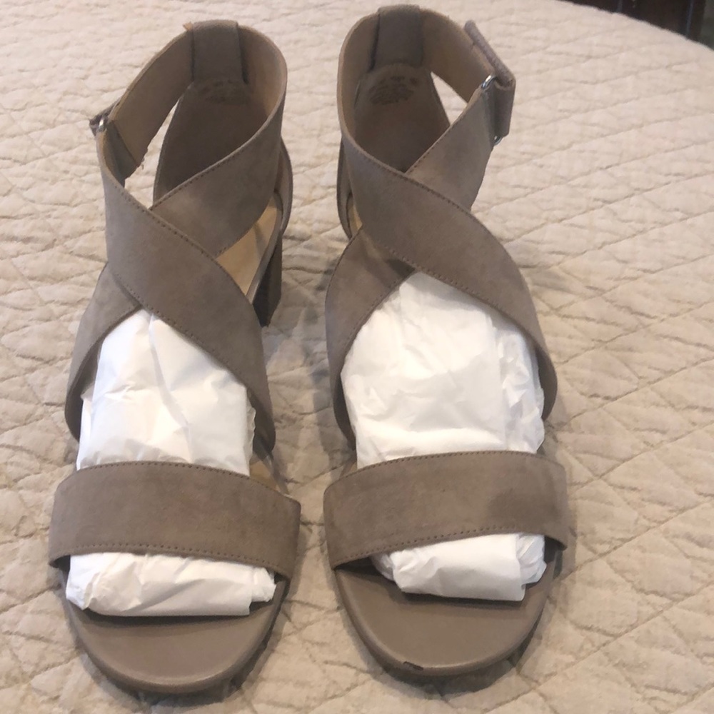 Strap PT suede sandals